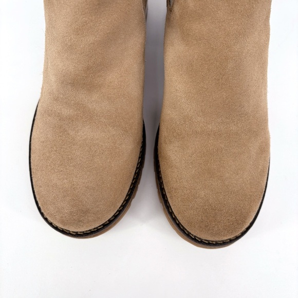 AVELLINI | Suede Leather Chunky Lug Sole Chelsea Boots in Tan | Sz 9 - Picture 3 of 13